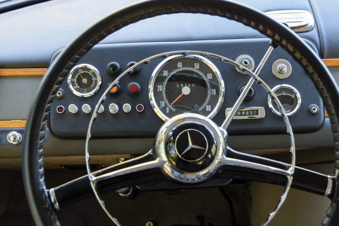 auto-magazin-srbija-1959-mercedes-benz-o-319