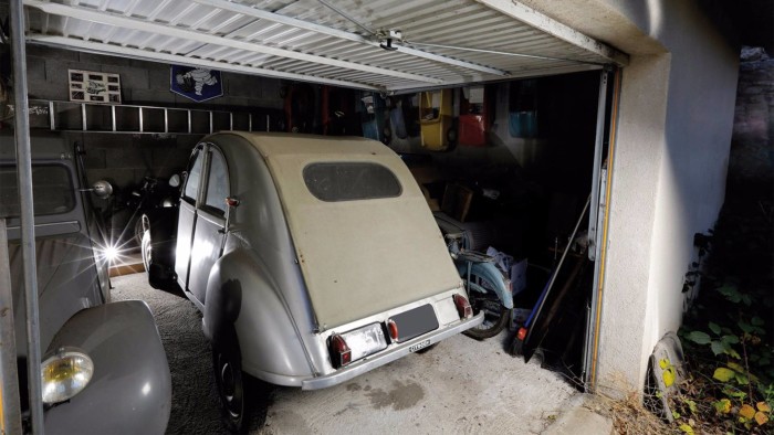 auto-magazin-srbija-citroen-2cv-encheres-osenat