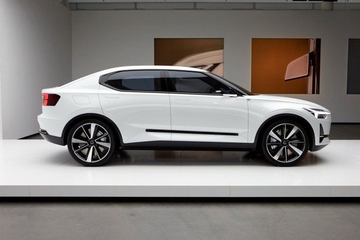 auto-magazin-srbija-volvo-402-concept