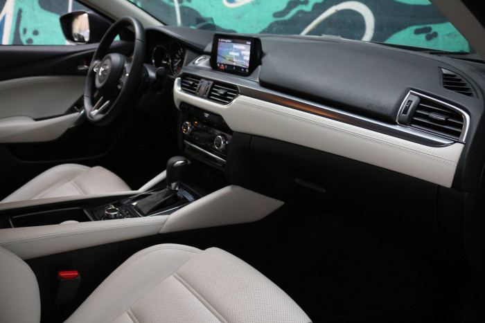 auto magazin srbija test mazda 6 CD175