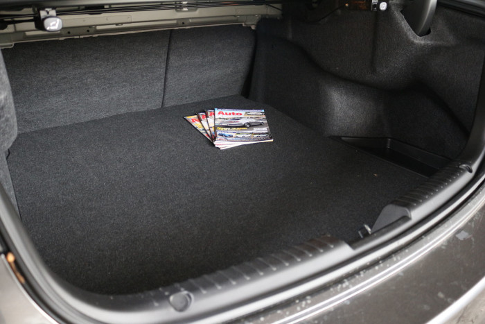 auto magazin srbija test mazda 6 CD175