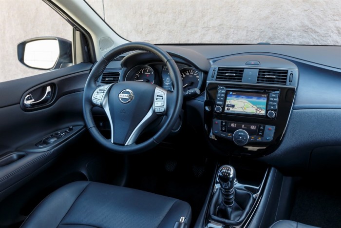 auto magazin srbija nissan pulsar limited edition nissan lf auto centar beograd