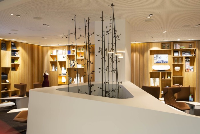 auto-magazin-srbija-lounge-by-lexus