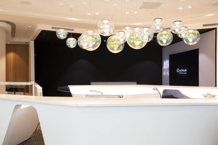 auto-magazin-srbija-lounge-by-lexus