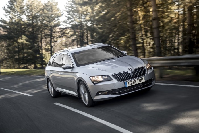 auto-magazin-srbija-skoda-superb-blindirana-armored