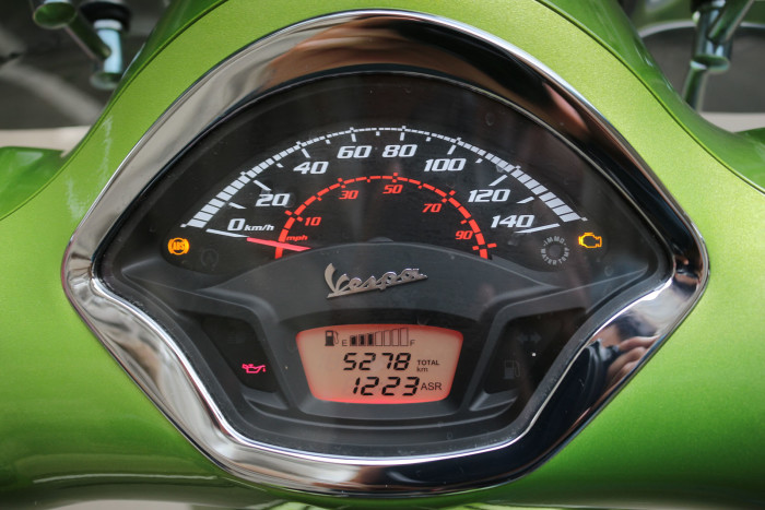 Auto magazin Srbija Test Vespa GTS 300 Super