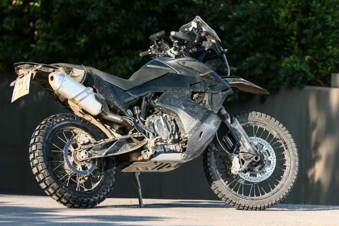 Auto magazin KTM 790 Adventure R (1)
