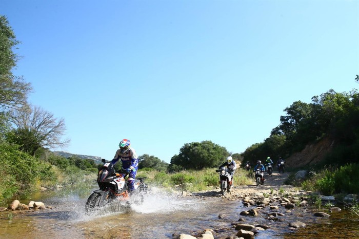 Auto magazin KTM 790 Adventure R (3)