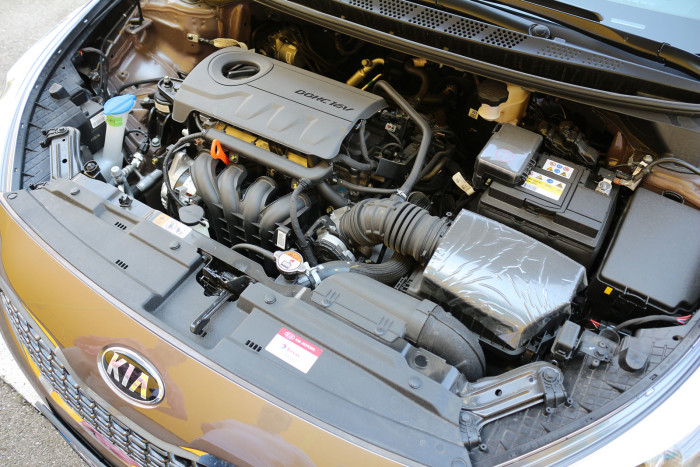 Auto magazin Srbija Test Kia Cee'd 1,4 CVVT World Cup Vision