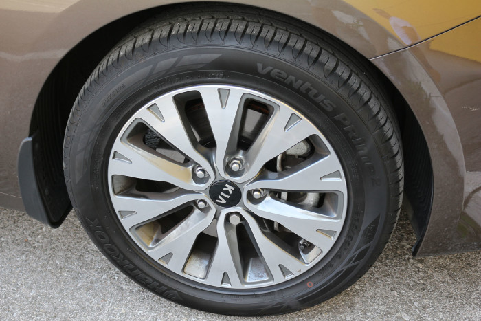 Auto magazin Srbija Test Kia Cee'd 1,4 CVVT World Cup Vision