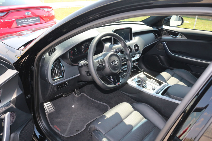 auto magazin srbija kia stinger test