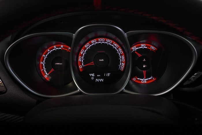 auto-magazin-srbija-lada-vesta-sport