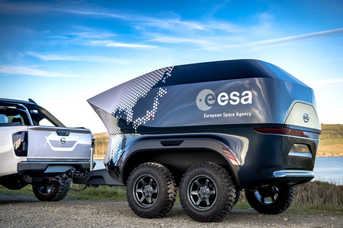 auto magazin srbija nissan navara dark sky concept