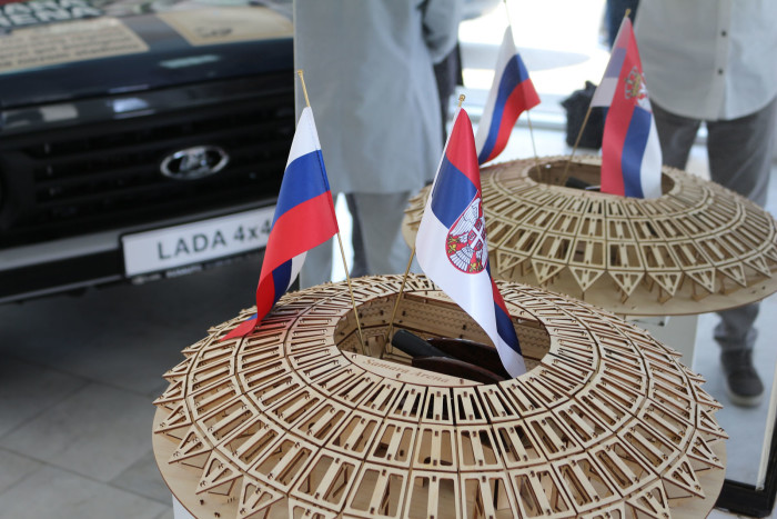 auto magazin srbija aleksandar kolarov lada niva