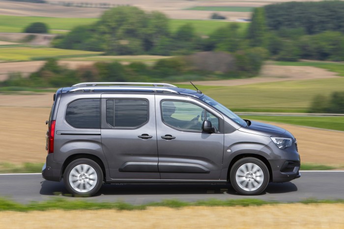 auto magazin srbija test novi opel combo