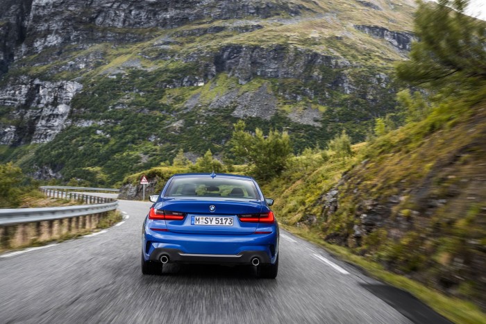 auto-magazin-srbija-2019-bmw-3-series
