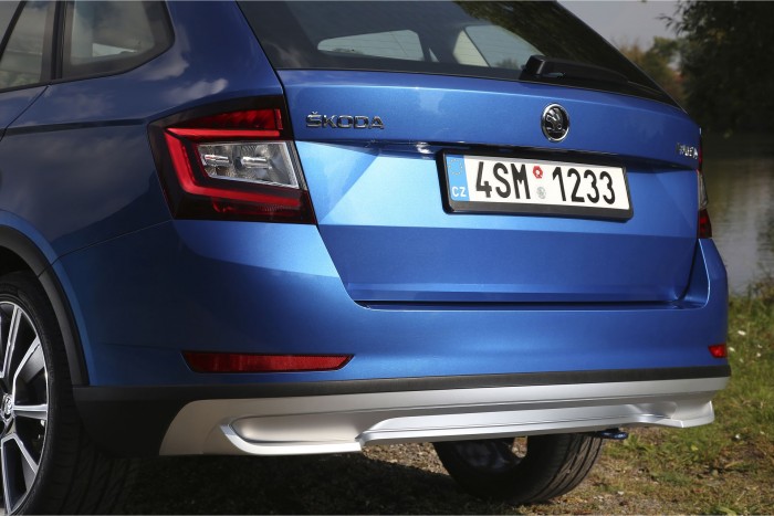 auto-magazin-srbija-skoda-fabia-combi-scoutline