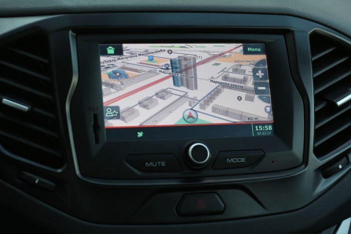 auto magazin srbija test lada vesta 1.6