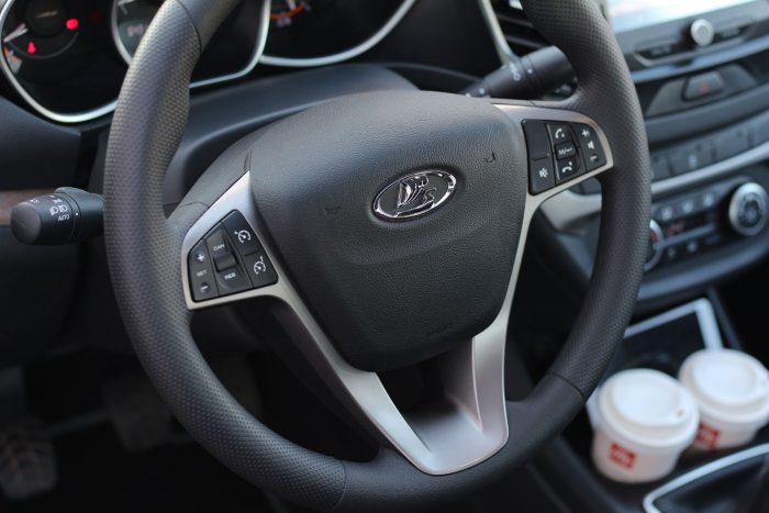 auto magazin srbija test lada vesta 1.6