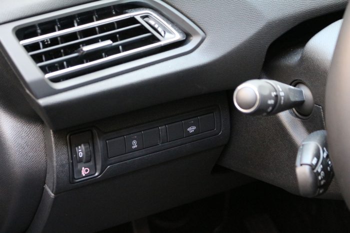 Auto magazin Srbija Test Peugeot 308 1,2 Active