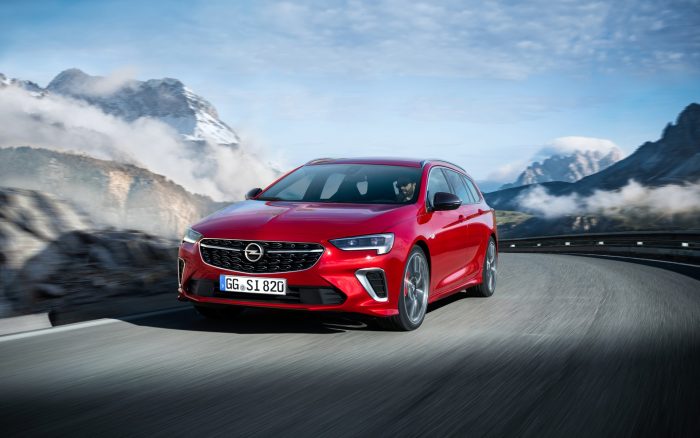 Auto-magazin-Srbija-2020-Opel-Insignia-GSi