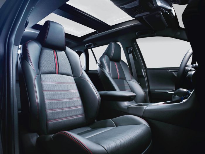 Auto-magazin-Srbija-2020-Toyota-RAV4-Plug-In-Hybrid