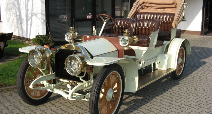 Jedan od najstarijih “mercedesa” prodat za £720.000
