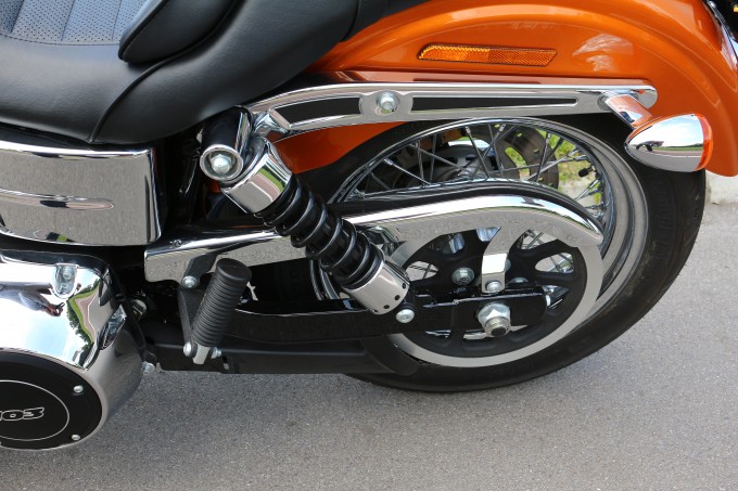 Harley Davidson Dyna Low Rider Auto magazin