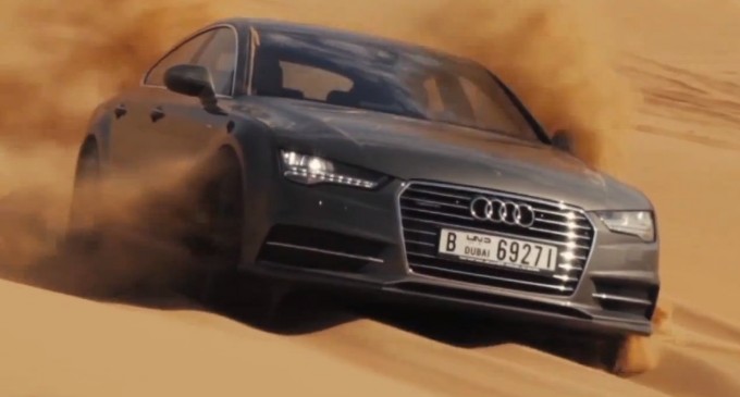 Audijem A7 Sportback quattro kroz peščane dine [video]