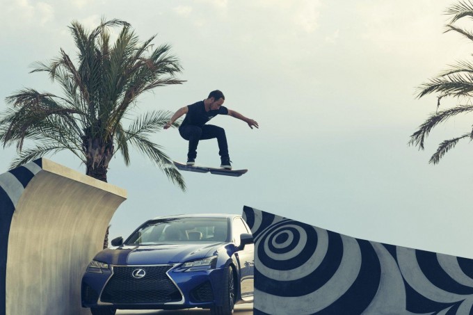 auto magazin Lexus Hoverboard
