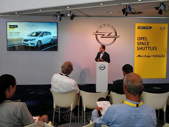 www.magazinauto.com Opel zafira restilizacija promocija preview