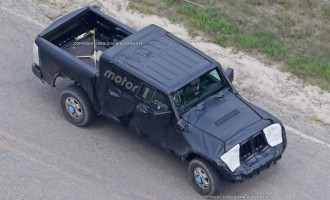 Nije Mahindra, ovo je Jeep Wrangler Pickup