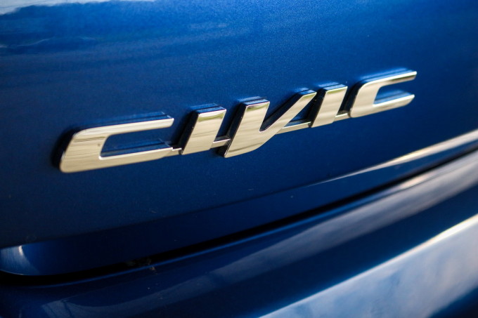 Auto magazin Honda Civic PE 1,8 Sport review test 2016