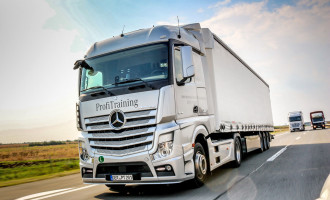 Mercedes organizovao obuku za vozače kamiona