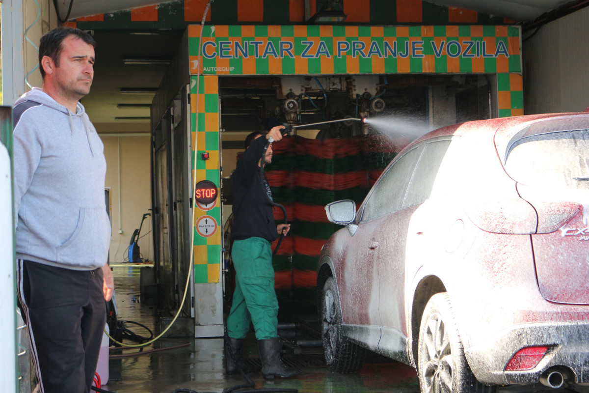auto magazin srbija auto perionica tošin bunar centar za pranje vozila