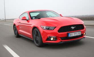 TEST: Ford Mustang Fastback 2.3 GTDi EcoBoost M6
