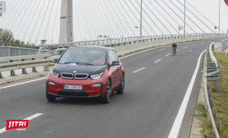 BMW i3 i ove godine predvodio Triatlon trku u Beogradu