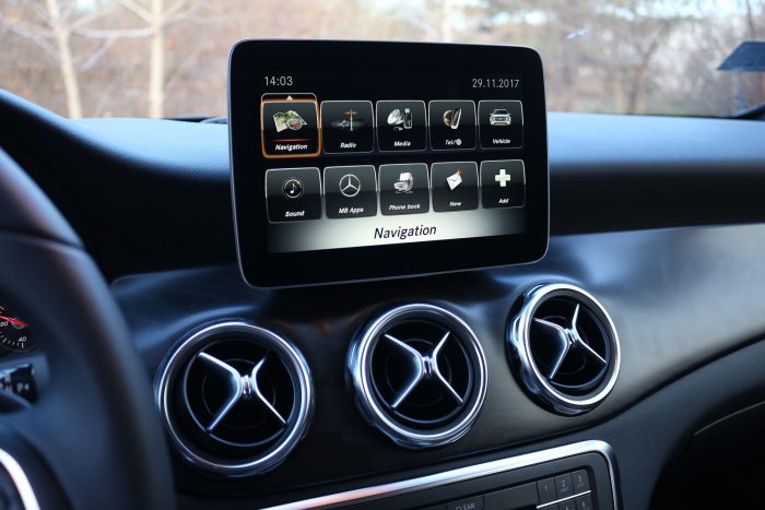 auto magazin srbija test mercedes gla