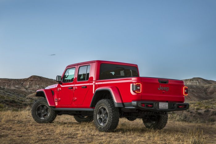auto-magazin-srbija-2020-jeep-gladiator-truck