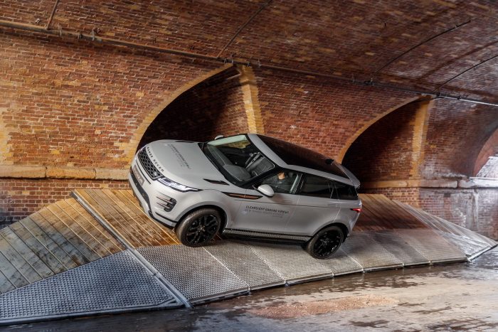 auto-magazin-srbija-2020-range-rover-evoque-ii