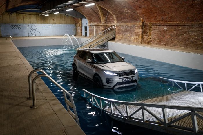 auto-magazin-srbija-2020-range-rover-evoque-ii
