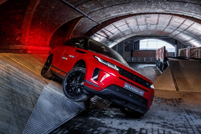auto-magazin-srbija-2020-range-rover-evoque-ii
