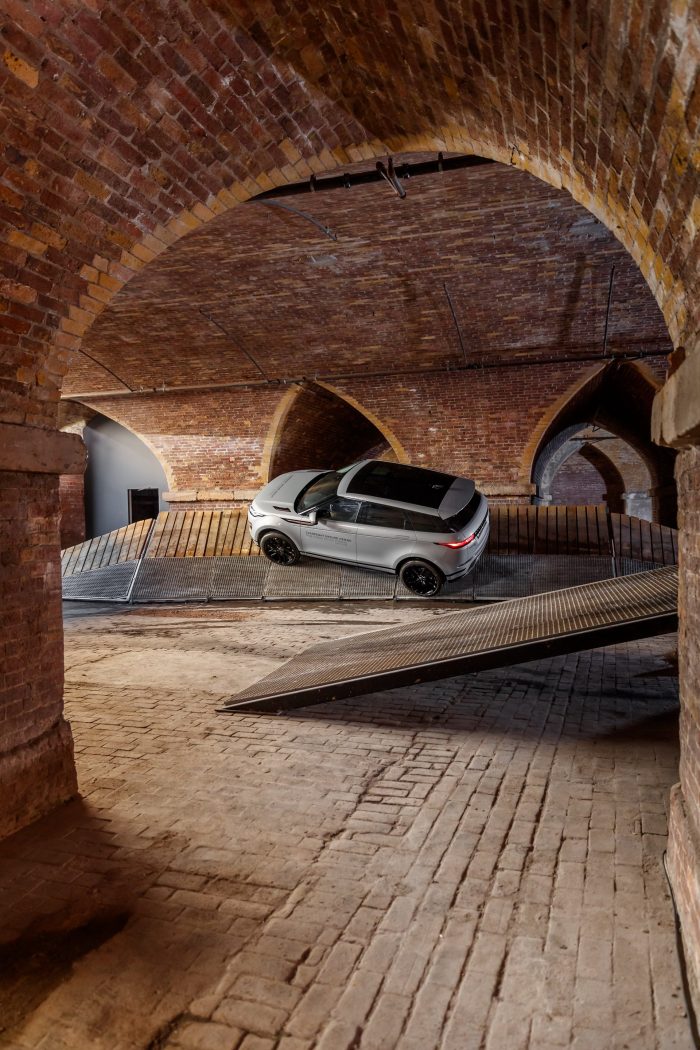 auto-magazin-srbija-2020-range-rover-evoque-ii