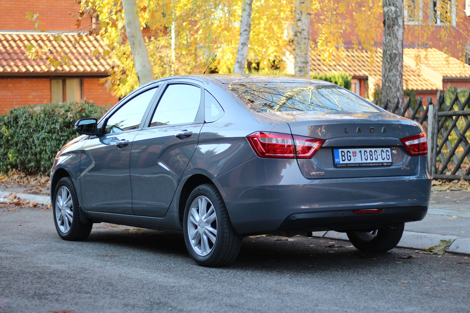Lada vesta r17