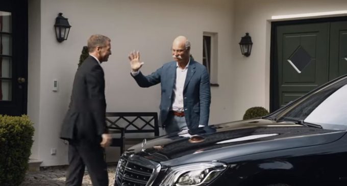 BMW se na šaljivi način oprostio od direktora Mercedesa
