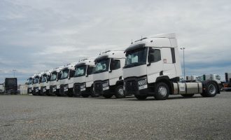 Unitrag iz Užica kupio osam Renault Trucks tegljača nove T serije