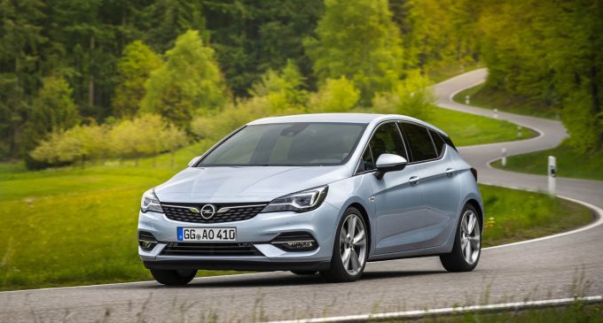 Prva vožnja u Frankfurtu: redizajnirana Opel Astra