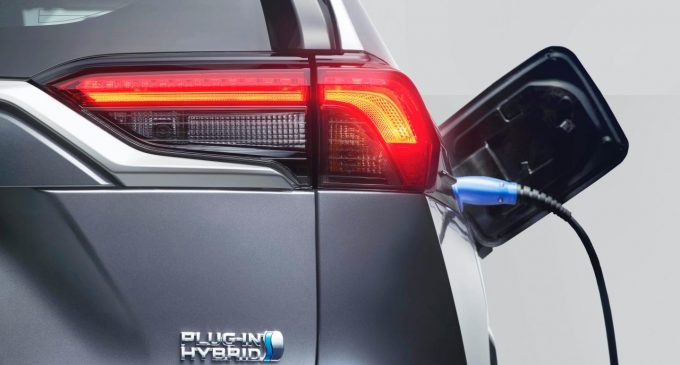 Toyota predstavila RAV4 Plug-in Hybrid