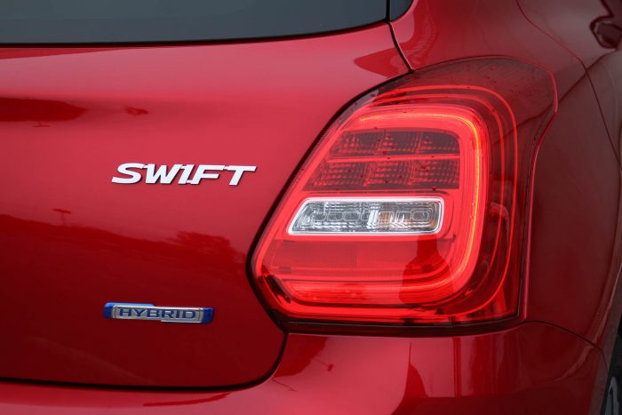 Auto magazin Srbija Test Suzuki Swift SHVS