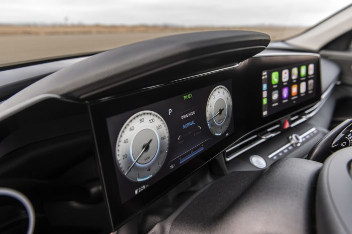 Auto-magazin-Srbija-2021-Hyundai-Elantra